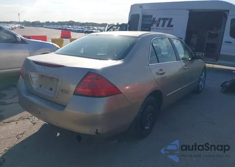 2006 Honda Accord 2.4 Lx from USA, damaged, VIN 3HGCM56446G711960